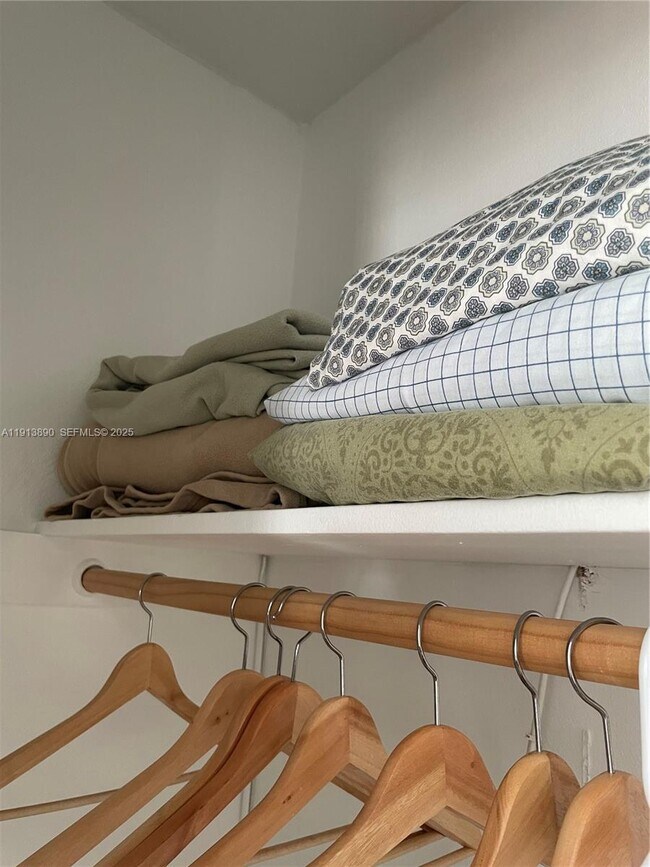 Building Photo - 3801 S Ocean Blvd