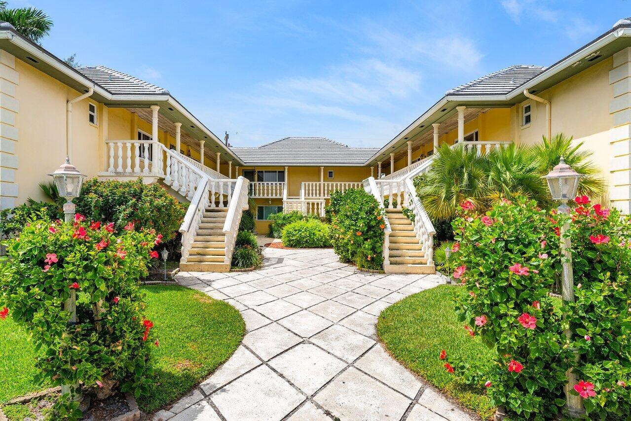 Building Photo - 1030 Langer Way