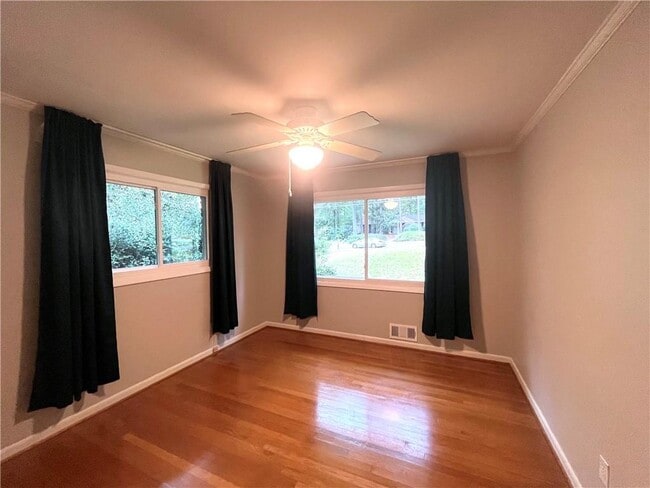 Building Photo - 2301 Echo Hills Cir NE