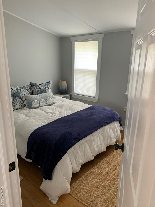 Building Photo - 30 Bungalow Ln