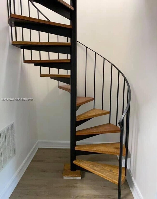 Building Photo - 3225 Bird Ave