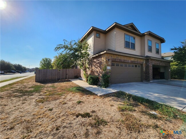 Primary Photo - 1032 Brown Rock Dr