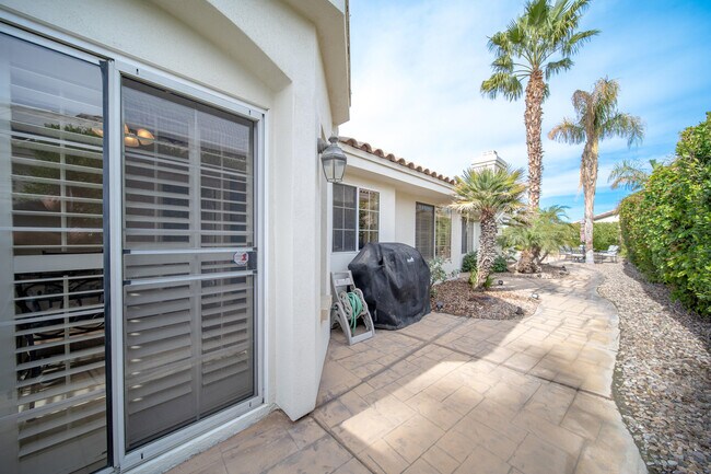 Building Photo - 43512 Via Magellan Dr