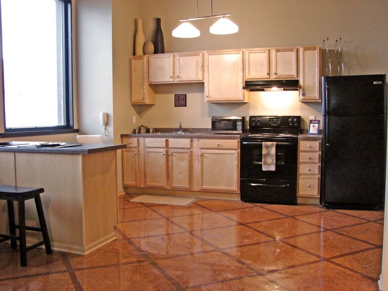 Primary Photo - Commerce Building Apartments