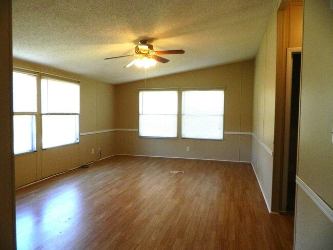 Building Photo - 3434 2nd St