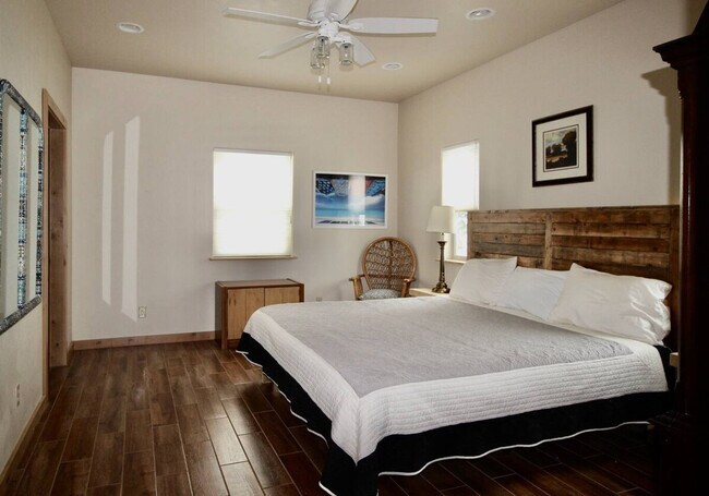 Building Photo - 783 MT-2