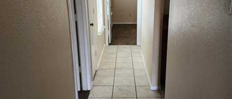 Building Photo - 1612 Scottsdale Dr