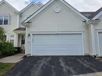 Building Photo - 94 Buttercup Ln