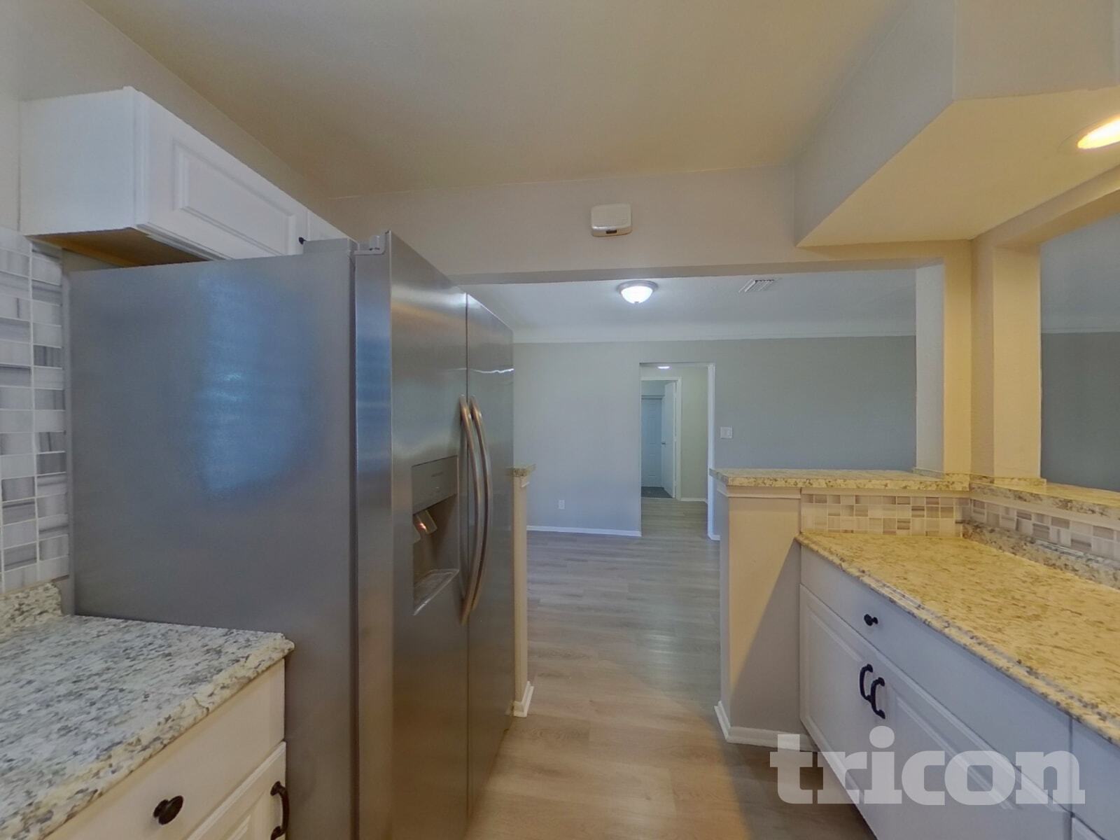 Building Photo - 6630 17th Ln N