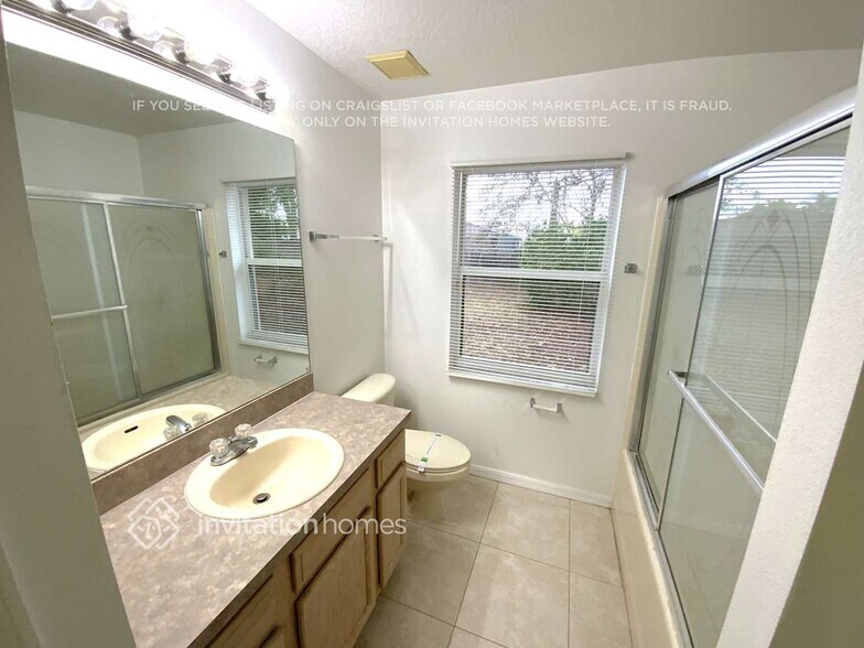 Building Photo - 521 Mobley Dr