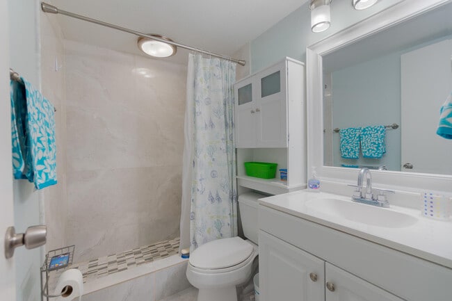 Building Photo - 2008 S Federal Hwy