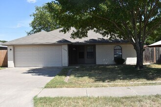 Building Photo - Central Texas Property Management. Central...
