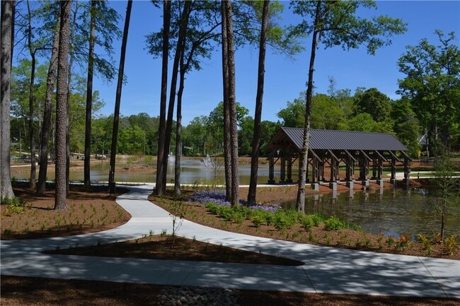 Building Photo - 205 E Broad St