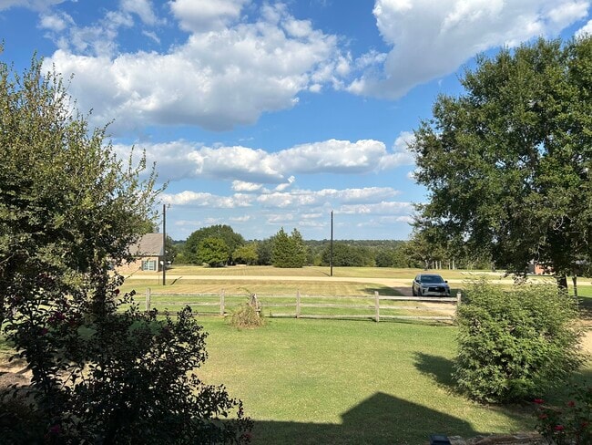 Building Photo - 6130 Homeland Ln