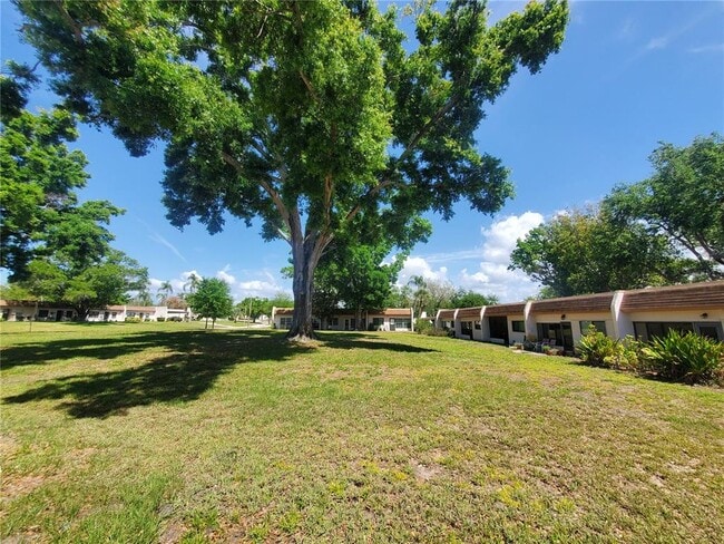 Building Photo - 1391 Mission Hills Blvd