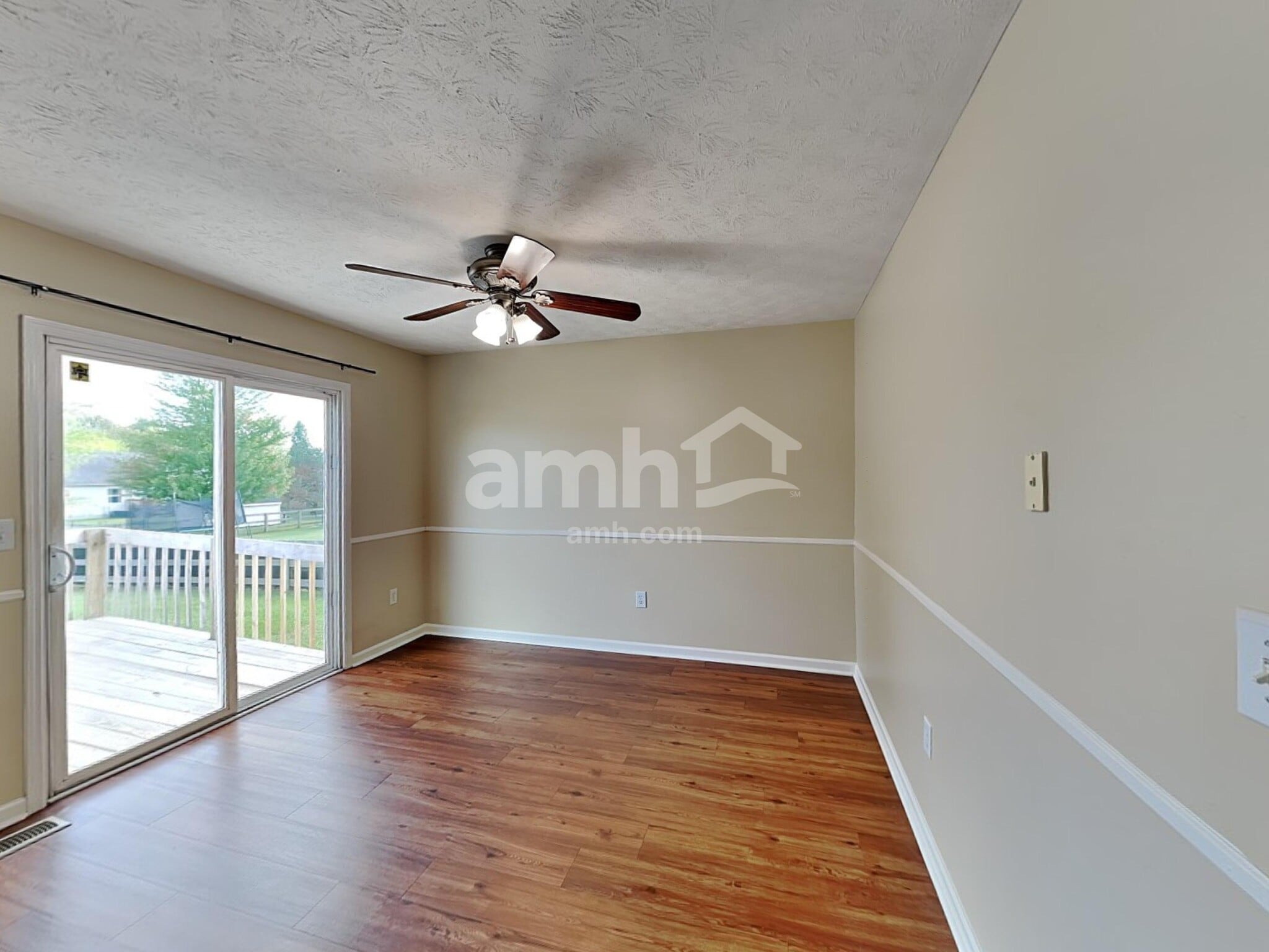 Building Photo - 9 Finch Ct