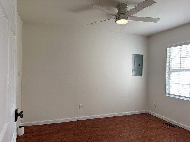 Building Photo - 1729 Fair Dr