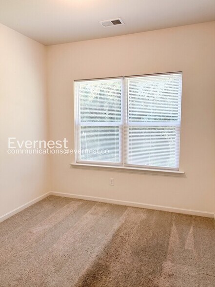 Building Photo - 811 Key St