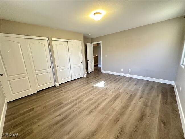 Building Photo - 4312 N Thunder Twice St