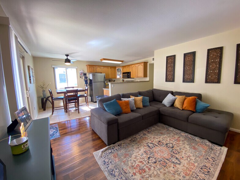 Building Photo - 2616 Alpine Blvd