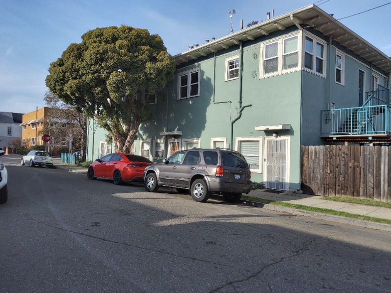 Building Photo - 1526 Everett St