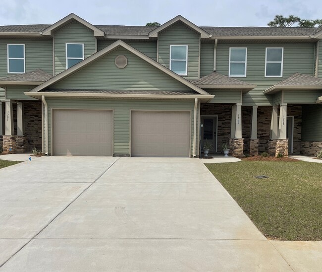 Building Photo - 1703 Sound Haven Ct