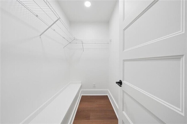 Building Photo - 1020 Jancey St