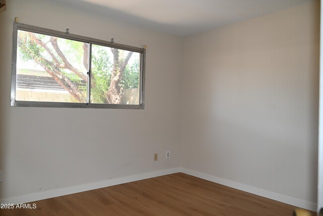 Building Photo - 5039 N 81st St