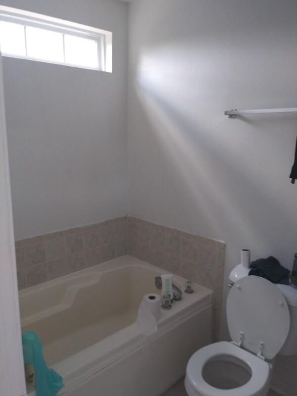 Building Photo - 413 Tower Dr