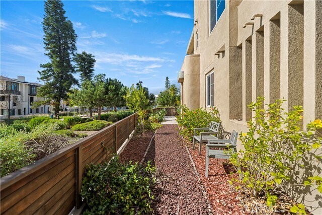 Building Photo - 608 Cultivate