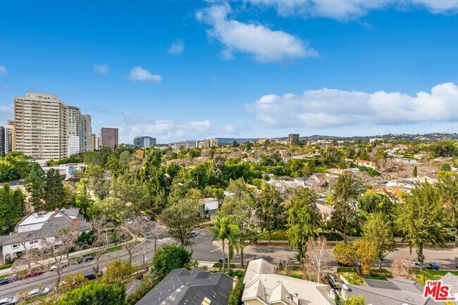 Building Photo - 10551 Wilshire Blvd