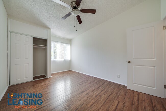 Building Photo - 1325 N Harvard Blvd