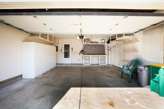Building Photo - 707 Clover Hill Ct