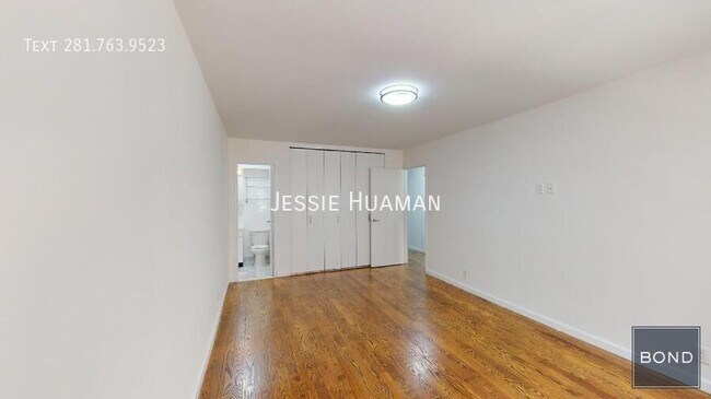 Building Photo - 405 E 56th St