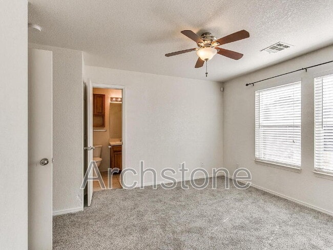 Building Photo - 5508 Del Creek Rd