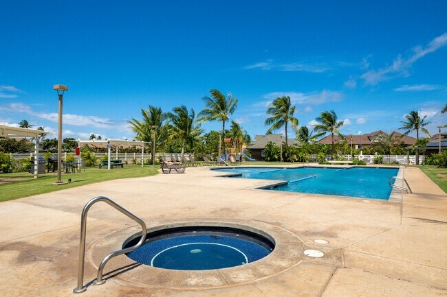 Building Photo - Villas at Kenolio Furnished Two Bedroom Tw...