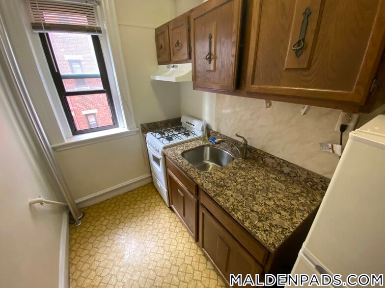 Building Photo - 17-19 Washington St.