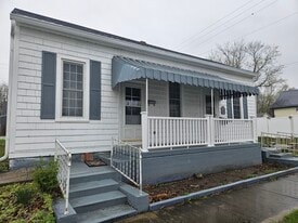 Building Photo - 405 N Perry St