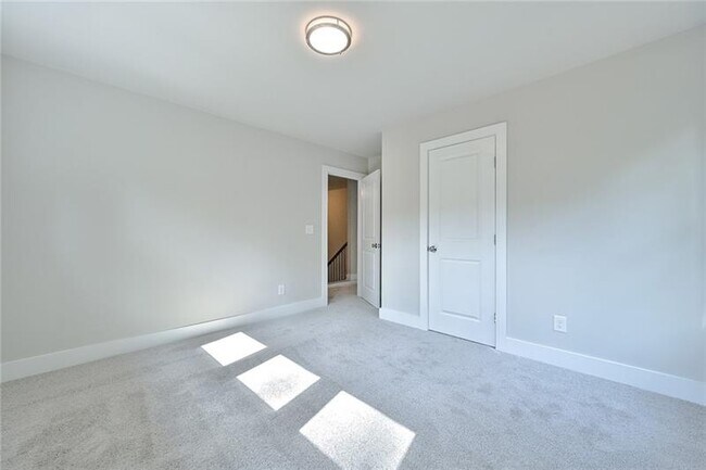 Building Photo - 2704 Allyn Way NW