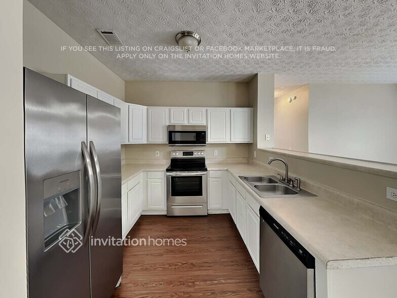 Building Photo - 4516 Swan Trce