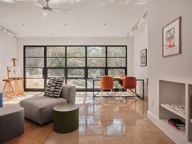Building Photo - 4909 Bull Mountain Cove