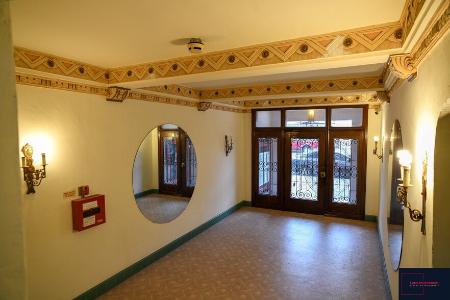 Lobby - 1600 Clement St