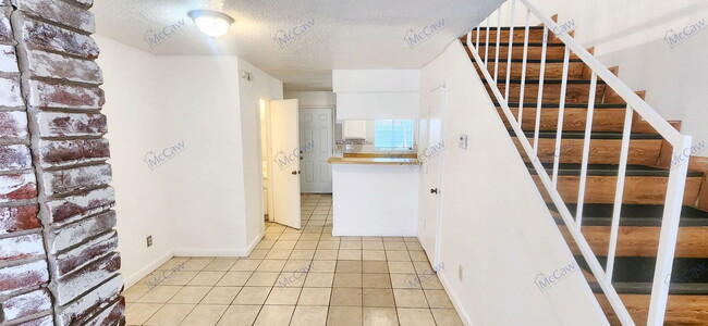 Building Photo - 9479 Olde Towne Row