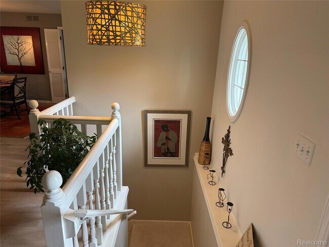 Building Photo - 7670 Golden Hill Ct