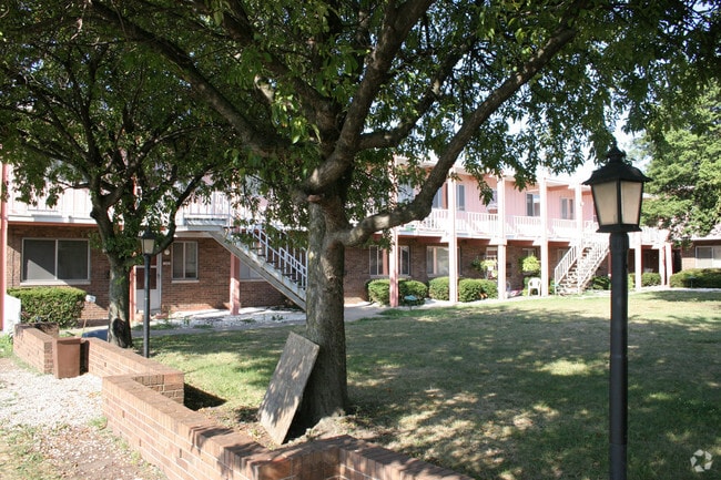 Building Photo - NorthTowne Apartments