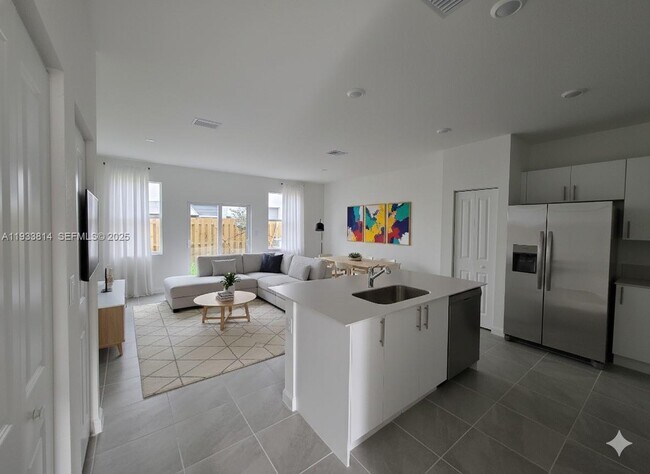 Building Photo - 1082 NW 2nd Ter