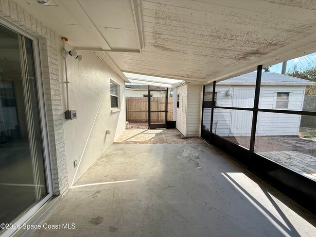 Building Photo - 2695 Kefauver St