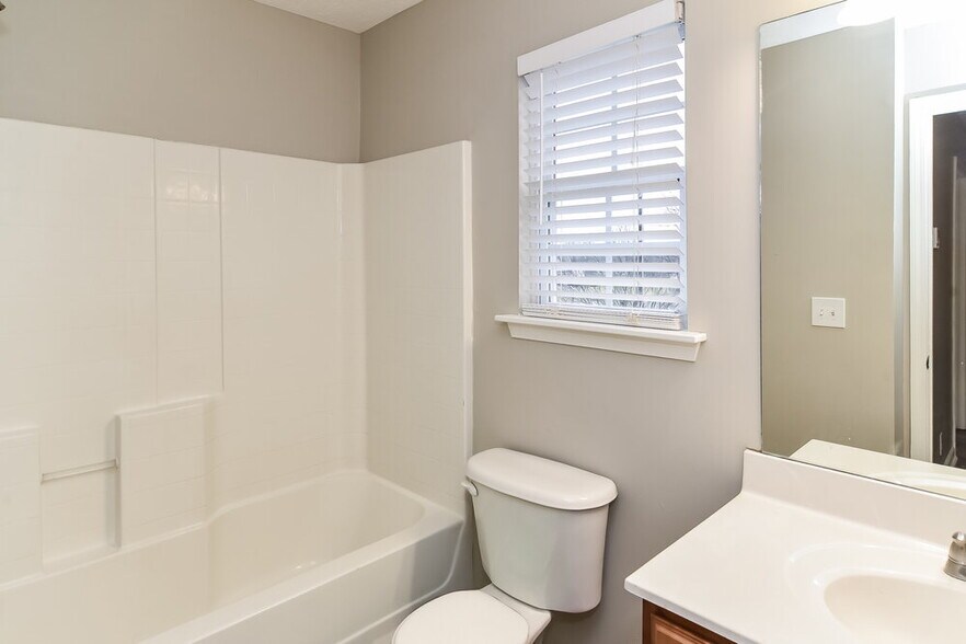 Building Photo - 315 Slippery Rock Dr