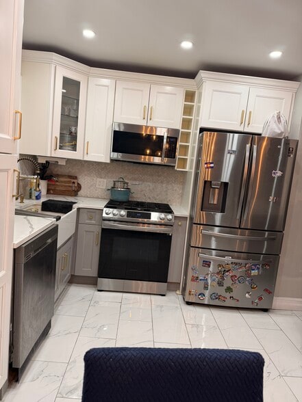 Building Photo - 2082 Pitman Ave