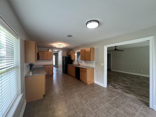 Building Photo - 23816 Stone Ridge Dr.